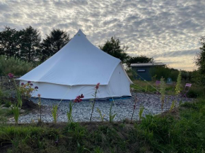 Glamping Meadow Bell Tent